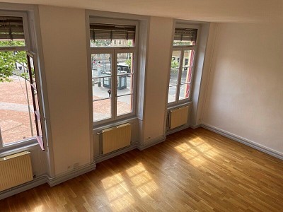 APPARTEMENT T2 A LOUER - LYON 4EME ARRONDISSEMENT Place Croix Rousse-Austerlitz - 60.49 m2 - 1�040�&euro; charges comprises par mois