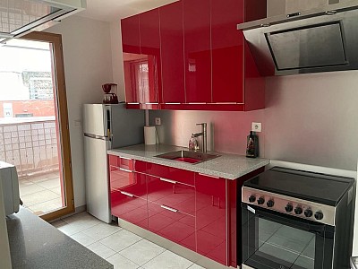 APPARTEMENT T3 A LOUER - NEUVILLE SUR SAONE Centre Bourg - 68 m2 - 950 € charges comprises par mois