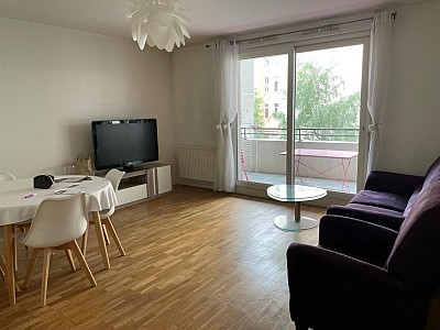 APPARTEMENT T3 A LOUER - LYON 4EME ARRONDISSEMENT Cuire Canuts - 73 m2 - 1310 € charges comprises par mois