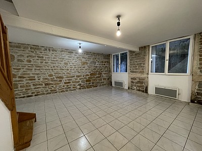 APPARTEMENT T2 A LOUER - LYON 4EME ARRONDISSEMENT Cuire Canuts - 59 m2 - 800 € charges comprises par mois