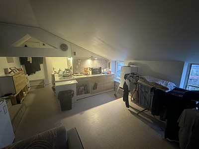 STUDIO A LOUER - CALUIRE ET CUIRE Bissardon - 23.52 m2 - 525€ charges comprises par mois