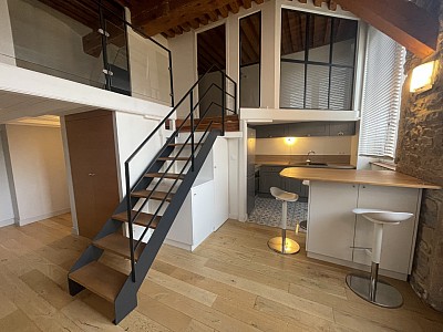 APPARTEMENT T3 A LOUER - LYON 4EME ARRONDISSEMENT Canuts-d Enfert Rochereau - 73.72 m2 - 1426€ charges comprises par mois