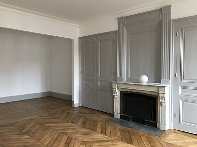 APPARTEMENT T3 A LOUER - LYON 4EME ARRONDISSEMENT Mairie-Tabareau - 86.51 m2 - 1355,70€ charges comprises par mois