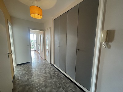 STUDIO A LOUER - CALUIRE ET CUIRE Pierre-Brunier - 36.55 m2 - 690€ charges comprises par mois