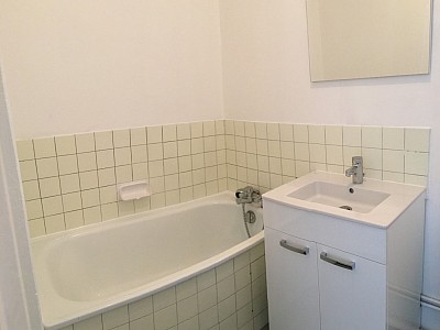 STUDIO A LOUER - DECINES CHARPIEU Berthaudieres - 31.83 m2 - 461 € charges comprises par mois