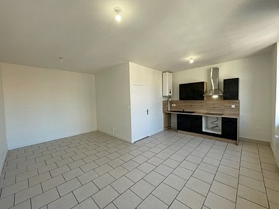 STUDIO A LOUER - LYON 1ER ARRONDISSEMENT Annonciade-Saint-Benoit - 34.07 m2 - 704 € charges comprises par mois