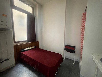 STUDIO A LOUER - LYON 1ER ARRONDISSEMENT Mairie-Martiniere - 36.62 m2 - 700 € charges comprises par mois