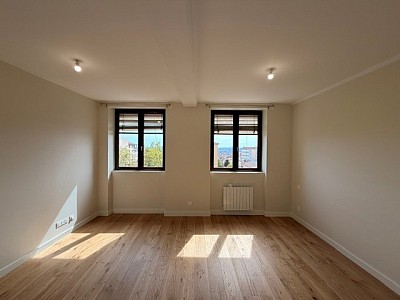 STUDIO A LOUER - LYON 4EME ARRONDISSEMENT Place Croix Rousse-Austerlitz - 32.02 m2 - 790 € charges comprises par mois