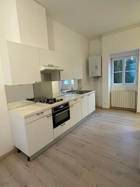 STUDIO A LOUER - LYON 7EME ARRONDISSEMENT Saint-Michel - 32.04 m2 - 726 &euro; charges comprises par mois