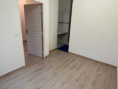 STUDIO A LOUER - LYON 7EME ARRONDISSEMENT Saint-Michel - 32.04 m2 - 726 € charges comprises par mois