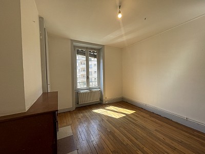 STUDIO A LOUER - VILLEURBANNE Espace-Central - 33.53 m2 - 510,32 € charges comprises par mois