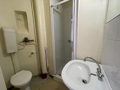 STUDIO A LOUER - VILLEURBANNE Espace-Central - 33.53 m2 - 510,32 € charges comprises par mois