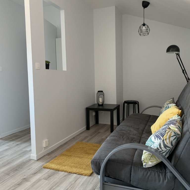 STUDIO A LOUER - LYON 4EME ARRONDISSEMENT Mairie-Tabareau - 23.58 m2 - 683 &euro; charges comprises par mois
