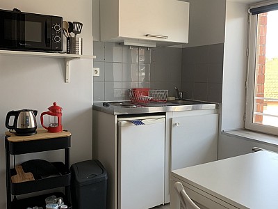 STUDIO A LOUER - LYON 4EME ARRONDISSEMENT Mairie-Tabareau - 23.58 m2 - 683 € charges comprises par mois