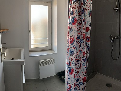 STUDIO A LOUER - LYON 4EME ARRONDISSEMENT Mairie-Tabareau - 23.58 m2 - 683 € charges comprises par mois