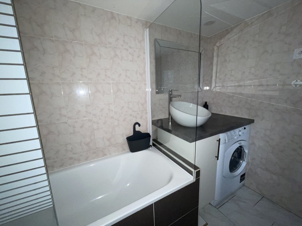 STUDIO A LOUER - LYON 7EME ARRONDISSEMENT Pasteur - 26.22 m2 - 625�&euro; charges comprises par mois