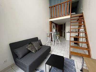 STUDIO A LOUER - LYON 7EME ARRONDISSEMENT Pasteur - 25.23 m2 - 814,66 € charges comprises par mois