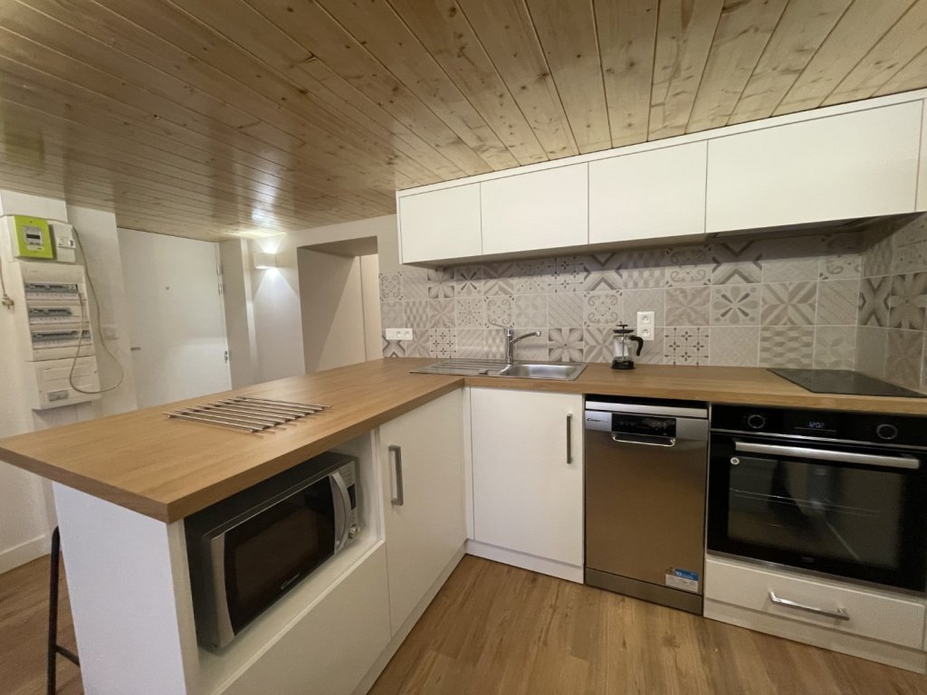 STUDIO A LOUER - LYON 1ER ARRONDISSEMENT Griffon-Royale - 25.61 m2 - 905�&euro; charges comprises par mois