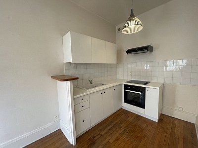 APPARTEMENT T2 A LOUER - LYON 1ER ARRONDISSEMENT Trois-Gaules - 35.27 m2 - 615 € charges comprises par mois