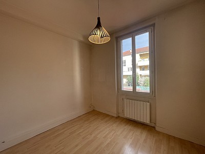 APPARTEMENT T2 A LOUER - LYON 1ER ARRONDISSEMENT Trois-Gaules - 35.27 m2 - 615 € charges comprises par mois