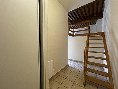APPARTEMENT T2 A LOUER - LYON 1ER ARRONDISSEMENT Annonciade-Saint-Benoit - 51.13 m2 - 761 € charges comprises par mois