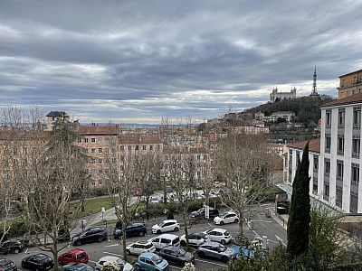 APPARTEMENT T2 A LOUER - LYON 1ER ARRONDISSEMENT Annonciade-Saint-Benoit - 69.49 m2 - 911€ charges comprises par mois