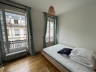 APPARTEMENT T2 A LOUER - LYON 2EME ARRONDISSEMENT Merciere-Grolee - 56.03 m2 - 1180€ charges comprises par mois