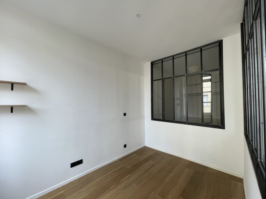 APPARTEMENT T2 A LOUER - LYON 4EME ARRONDISSEMENT Cdt Arnaud-Dumont d Urville - 58.12 m2 - 1 272 &euro; charges comprises par mois
