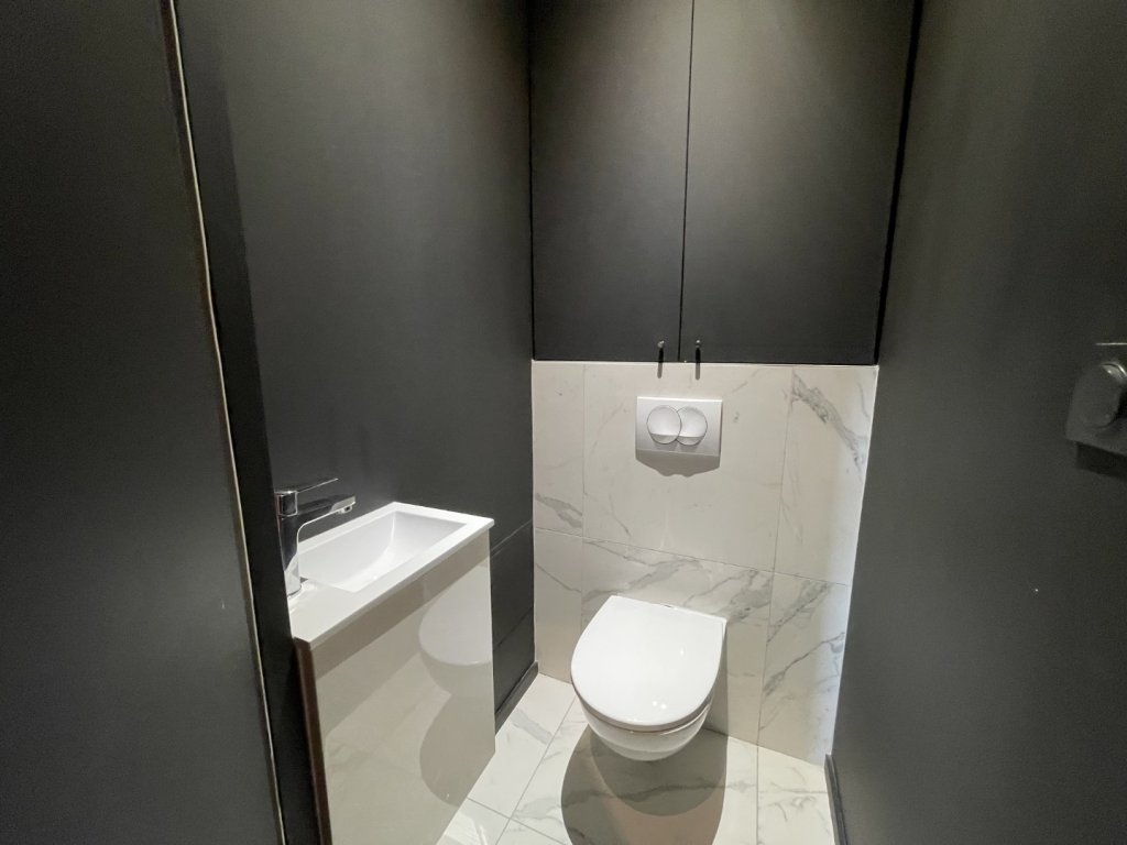 APPARTEMENT T2 A LOUER - LYON 4EME ARRONDISSEMENT Cdt Arnaud-Dumont d Urville - 58.12 m2 - 1 272 &euro; charges comprises par mois