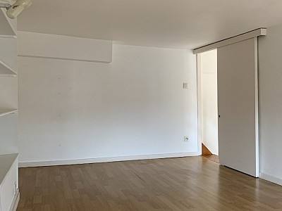 STUDIO A LOUER - LYON 4EME ARRONDISSEMENT Cdt Arnaud-Dumont d Urville - 26.79 m2 - 620€ charges comprises par mois
