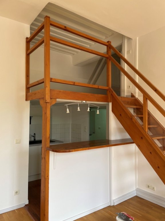 APPARTEMENT T2 A LOUER - LYON 4EME ARRONDISSEMENT Place Croix Rousse-Austerlitz - 60.49 m2 - 1�040�&euro; charges comprises par mois