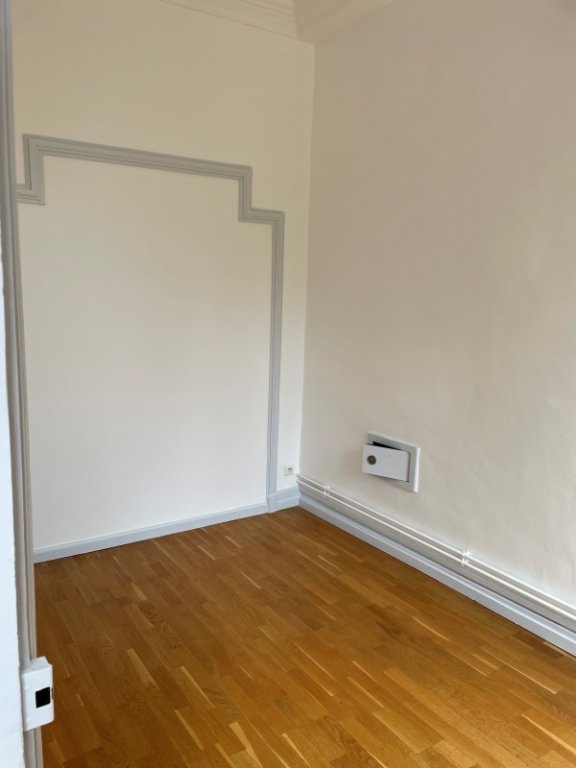 APPARTEMENT T2 A LOUER - LYON 4EME ARRONDISSEMENT Place Croix Rousse-Austerlitz - 60.49 m2 - 1�040�&euro; charges comprises par mois