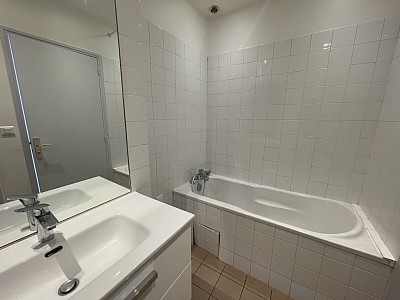 APPARTEMENT T2 A LOUER - LYON 4EME ARRONDISSEMENT Place Croix Rousse-Austerlitz - 60.49 m2 - 1�040�&euro; charges comprises par mois