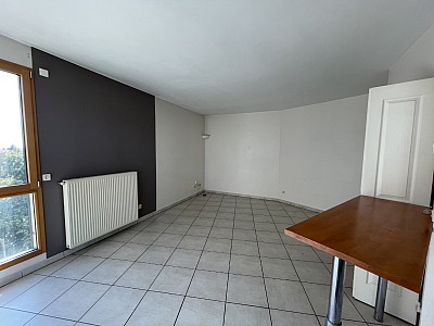 APPARTEMENT T2 A LOUER - LYON 4EME ARRONDISSEMENT Boucle Louis Thevenet - 51.15 m2 - 867€ charges comprises par mois