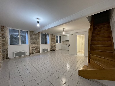 APPARTEMENT T2 A LOUER - LYON 4EME ARRONDISSEMENT Cuire Canuts - 59.68 m2 - 800€ charges comprises par mois