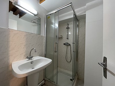 APPARTEMENT T2 A LOUER - LYON 4EME ARRONDISSEMENT Cuire Canuts - 59.68 m2 - 800€ charges comprises par mois