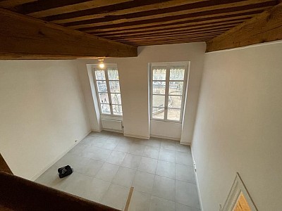 APPARTEMENT T2 A LOUER - LYON 4EME ARRONDISSEMENT Grande Rue-Bertone - 49.79 m2 - 831,56€ charges comprises par mois
