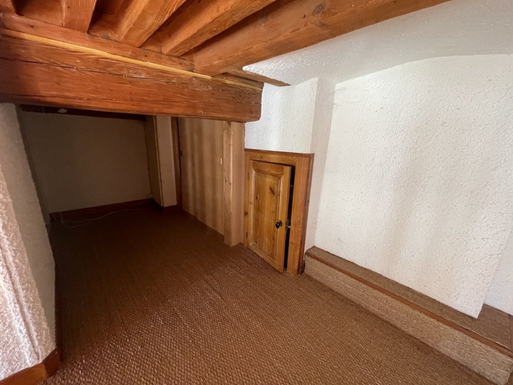 APPARTEMENT T2 A LOUER - LYON 4EME ARRONDISSEMENT Place Croix Rousse-Austerlitz - 57.8 m2 - 837 &euro; charges comprises par mois