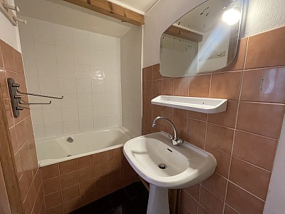 APPARTEMENT T2 A LOUER - LYON 4EME ARRONDISSEMENT Place Croix Rousse-Austerlitz - 57.8 m2 - 837 &euro; charges comprises par mois