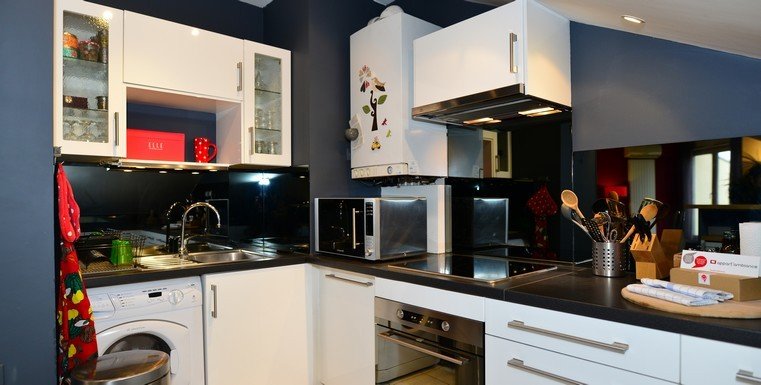 APPARTEMENT T2 A LOUER - LYON 4EME ARRONDISSEMENT Cuire Canuts - 52.94 m2 - 1 275 &euro; charges comprises par mois