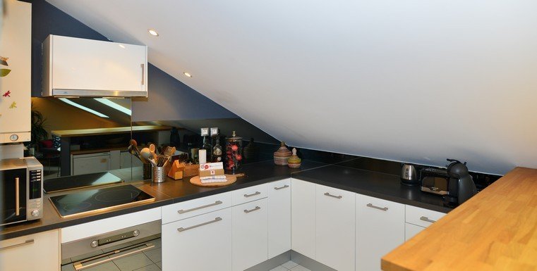 APPARTEMENT T2 A LOUER - LYON 4EME ARRONDISSEMENT Cuire Canuts - 52.94 m2 - 1 275 &euro; charges comprises par mois