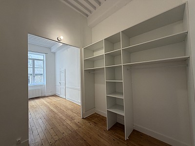 APPARTEMENT T2 A LOUER - LYON 4EME ARRONDISSEMENT Grande Rue-Bertone - 50.9 m2 - 950 &euro; charges comprises par mois