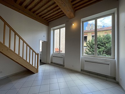 APPARTEMENT T2 A LOUER - LYON 4EME ARRONDISSEMENT Cdt Arnaud-Dumont d Urville - 45.46 m2 - 808 &euro; charges comprises par mois
