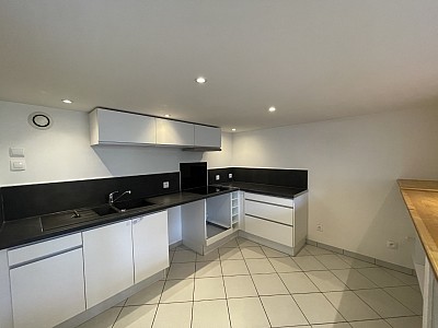 APPARTEMENT T2 A LOUER - LYON 4EME ARRONDISSEMENT Cdt Arnaud-Dumont d Urville - 45.46 m2 - 808 &euro; charges comprises par mois