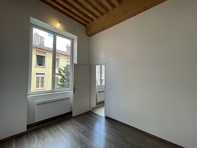 APPARTEMENT T2 A LOUER - LYON 4EME ARRONDISSEMENT Cdt Arnaud-Dumont d Urville - 45.46 m2 - 808 &euro; charges comprises par mois