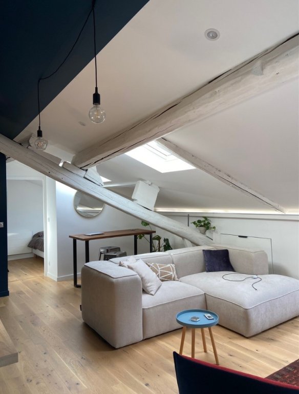 APPARTEMENT T2 A LOUER - LYON 4EME ARRONDISSEMENT Cdt Arnaud-Dumont d Urville - 35.8 m2 - 845 &euro; charges comprises par mois