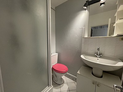 APPARTEMENT T2 A LOUER - LYON 4EME ARRONDISSEMENT Mairie-Tabareau - 39.79 m2 - 567 &euro; charges comprises par mois