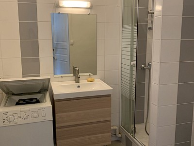 APPARTEMENT T2 A LOUER - LYON 4EME ARRONDISSEMENT Mairie-Tabareau - 51.49 m2 - 1046,65€ charges comprises par mois