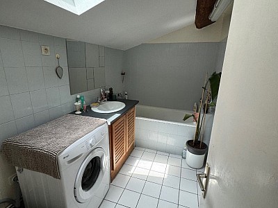 APPARTEMENT T2 A LOUER - LYON 4EME ARRONDISSEMENT Grande Rue-Bertone - 43.73 m2 - 756,34€ charges comprises par mois