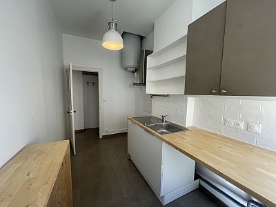 APPARTEMENT T2 A LOUER - LYON 4EME ARRONDISSEMENT Cdt Arnaud-Dumont d Urville - 39.89 m2 - 750€ charges comprises par mois